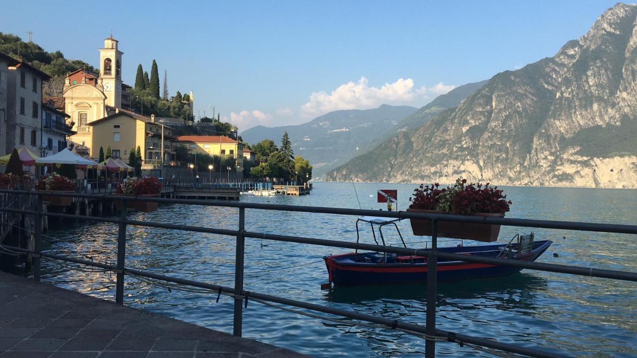 Villa Mirella: Casa Vista Lago Con Piscina Riva di Solto Εξωτερικό φωτογραφία